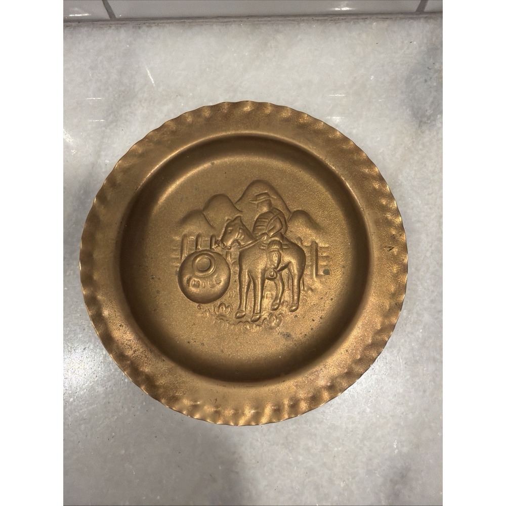 Vintage Made In Chile Solid Copper Embossed Gaucho/Huaso Cowboy Plate 5.5in